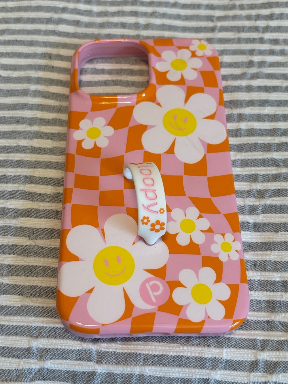 Limited Edition Loopy Case Pink and Orange Checkerboard Daisy with Loopy Grip